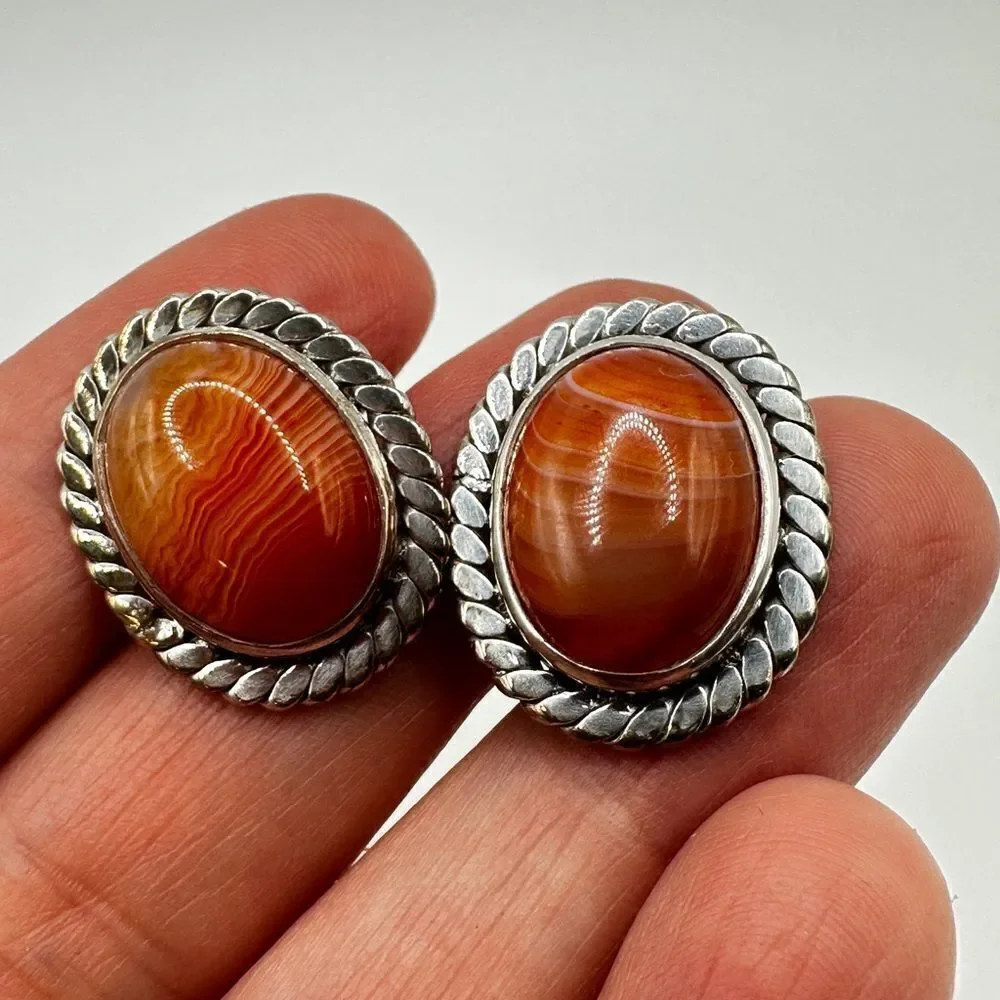 Genuine agate cuff links in solid Sterling silver, handmade in Pakistan